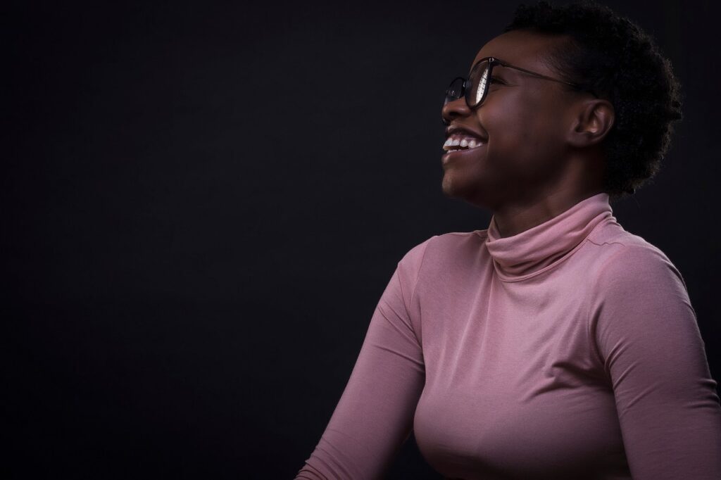 smiling, woman, african american woman-4654734.jpg